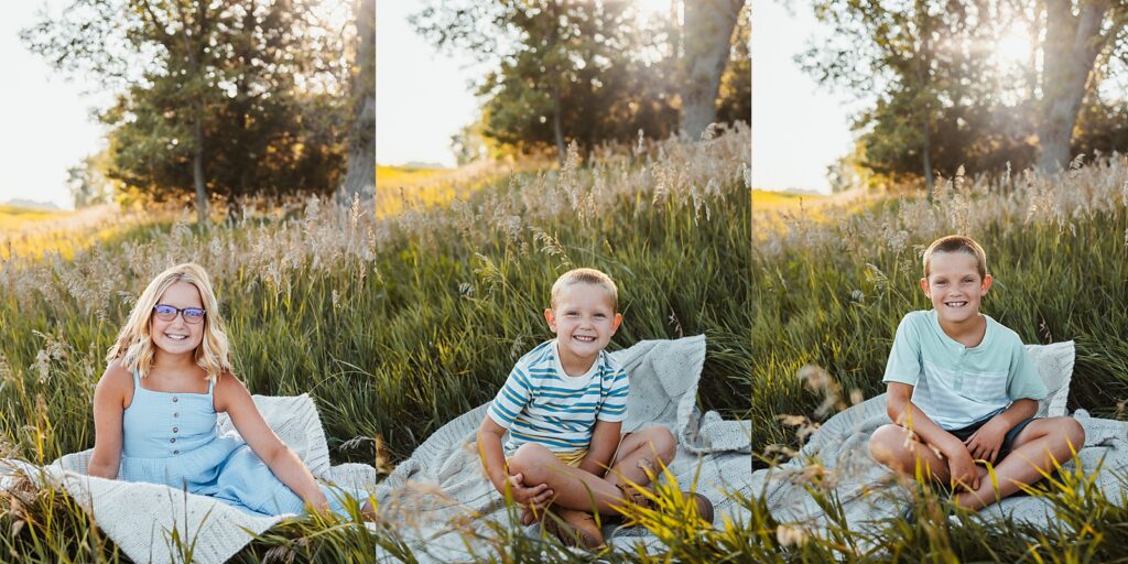 outdoor sibling photoshoot